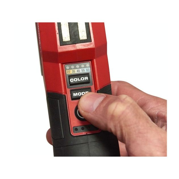 Фонарь для цветоподбора аккумуляторный MILWAUKEE M12 CML-401, фото , изображение 6 | SNABZHENIE.com.ua Фонарь для цветоподбора аккумуляторный MILWAUKEE M12 CML-401, фото , изображение 6 | SNABZHENIE.com.ua