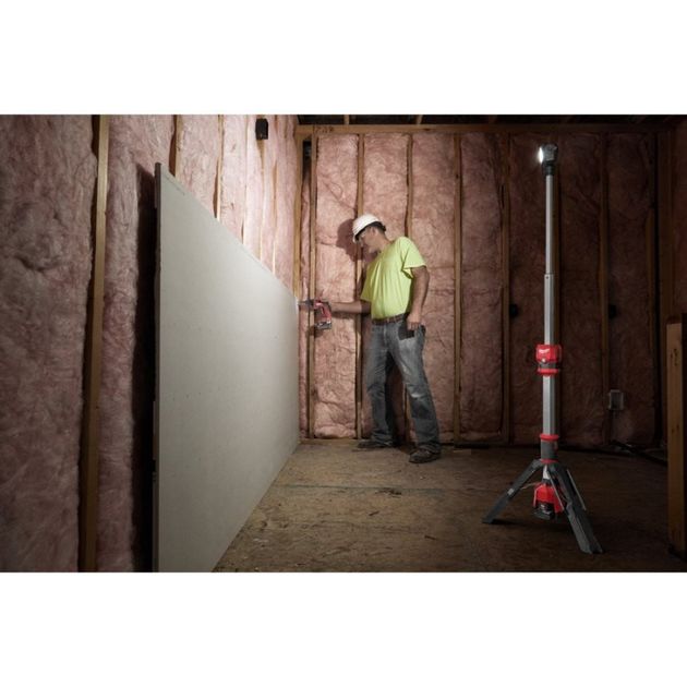 Фонарь світлодіодний акумуляторний - мачта освітлення MILWAUKEE M12 SAL-0 4933464823, фото , зображення 8 | SNABZHENIE.com.ua Фонарь світлодіодний акумуляторний - мачта освітлення MILWAUKEE M12 SAL-0 4933464823, фото , зображення 8 | SNABZHENIE.com.ua