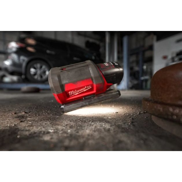 Фонарь світлодіодний акумуляторний MILWAUKEE M12 PAL-0 4933478226, фото , зображення 4 | SNABZHENIE.com.ua Фонарь світлодіодний акумуляторний MILWAUKEE M12 PAL-0 4933478226, фото , зображення 4 | SNABZHENIE.com.ua