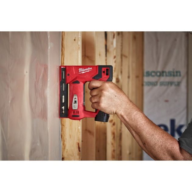 Степлер скобозабивний акумуляторний MILWAUKEE M12 BST-202X 4933459635, фото , зображення 5 | SNABZHENIE.com.ua