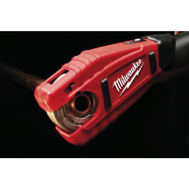 Акумуляторний труборіз MILWAUKEE C12 PC-0 (мідь) 4933411920, фото , зображення 3 | SNABZHENIE.com.ua Акумуляторний труборіз MILWAUKEE C12 PC-0 (мідь) 4933411920, фото , зображення 3 | SNABZHENIE.com.ua