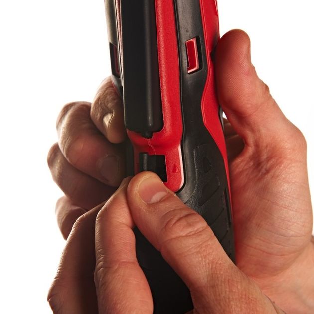 Акумуляторний кутовий шуруповерт MILWAUKEE C12 RAD-202В 4933441215, крут. момент 12 Нм, фото , зображення 5 | SNABZHENIE.com.ua