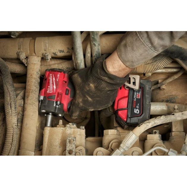 Гайковерт високому моменті MILWAUKEE 1/2 (339 Нм) з фіксацією піном M18 FUEL FIW2P12-0X (каркас), фото , зображення 2 | SNABZHENIE.com.ua Гайковерт високому моменті MILWAUKEE 1/2 (339 Нм) з фіксацією піном M18 FUEL FIW2P12-0X (каркас), фото , зображення 2 | SNABZHENIE.com.ua