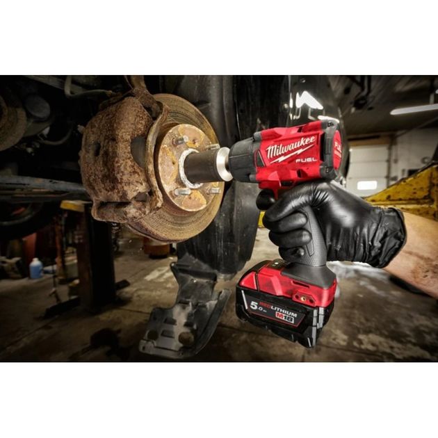 Гайковерт MILWAUKEE 1/2" (745 Нм) с фрикционным кольцом M18 FMTIW2F12-0, фото , изображение 7 | SNABZHENIE.com.ua Гайковерт MILWAUKEE 1/2" (745 Нм) с фрикционным кольцом M18 FMTIW2F12-0, фото , изображение 7 | SNABZHENIE.com.ua