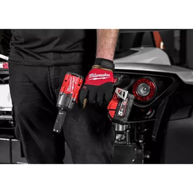 Гайковерт MILWAUKEE 1/2" (745 Нм) с фрикционным кольцом M18 FMTIW2F12-0, фото , изображение 5 | SNABZHENIE.com.ua Гайковерт MILWAUKEE 1/2" (745 Нм) с фрикционным кольцом M18 FMTIW2F12-0, фото , изображение 5 | SNABZHENIE.com.ua