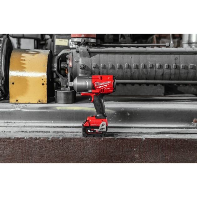 Гайковерт MILWAUKEE 3/4" (2034Нм) M18 FUEL ONEFHIWF34-0X ONE-KEY, фото , изображение 7 | SNABZHENIE.com.ua Гайковерт MILWAUKEE 3/4" (2034Нм) M18 FUEL ONEFHIWF34-0X ONE-KEY, фото , изображение 7 | SNABZHENIE.com.ua