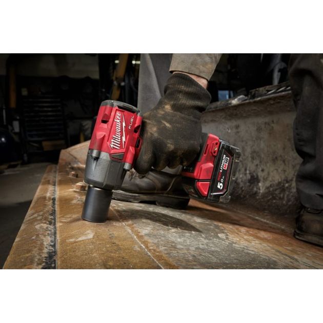 Гайковерт високомоментний MILWAUKEE 3/8 (813 Hm) М18 FMTIW2F38-0X (каркас), фото , зображення 7 | SNABZHENIE.com.ua Гайковерт високомоментний MILWAUKEE 3/8 (813 Hm) М18 FMTIW2F38-0X (каркас), фото , зображення 7 | SNABZHENIE.com.ua