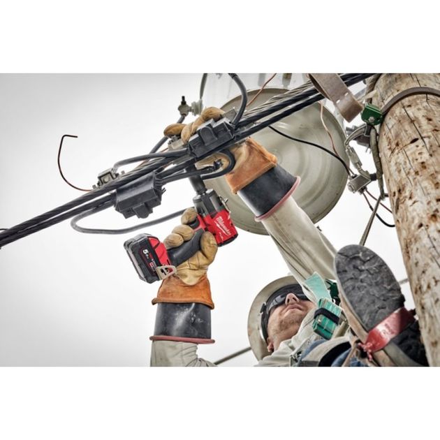 Гайковерт високомоментний MILWAUKEE 3/8 (813 Hm) М18 FMTIW2F38-0X (каркас), фото , зображення 5 | SNABZHENIE.com.ua Гайковерт високомоментний MILWAUKEE 3/8 (813 Hm) М18 FMTIW2F38-0X (каркас), фото , зображення 5 | SNABZHENIE.com.ua