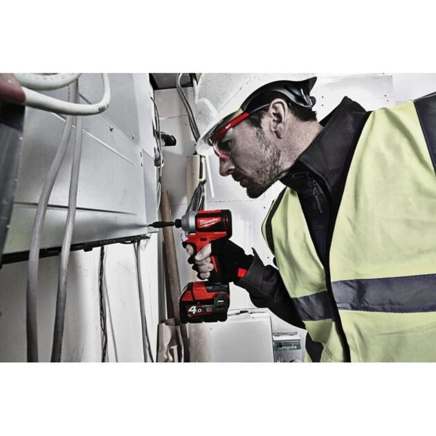 Винтоверт імпульсний акумуляторний M18 CBLID-0 MILWAUKEE крут. мом. 180 Нм, 4933464476, фото , зображення 10 | SNABZHENIE.com.ua Винтоверт імпульсний акумуляторний M18 CBLID-0 MILWAUKEE крут. мом. 180 Нм, 4933464476, фото , зображення 10 | SNABZHENIE.com.ua