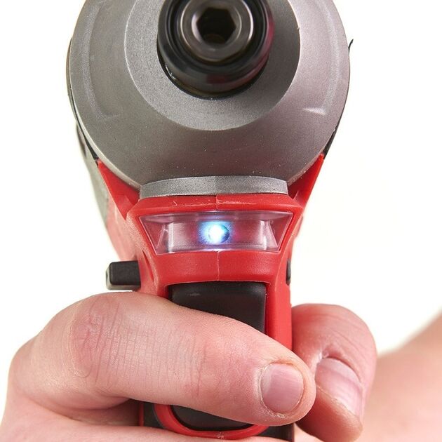 Винтоверт імпульсний акумуляторний M18 CBLID-0 MILWAUKEE крут. мом. 180 Нм, 4933464476, фото , зображення 4 | SNABZHENIE.com.ua Винтоверт імпульсний акумуляторний M18 CBLID-0 MILWAUKEE крут. мом. 180 Нм, 4933464476, фото , зображення 4 | SNABZHENIE.com.ua