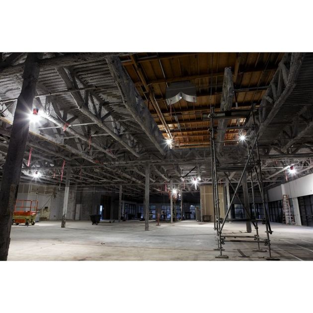 Високомощний фонарь HOBL 7000 MILWAUKEE 4933464126, фото , зображення 3 | SNABZHENIE.com.ua