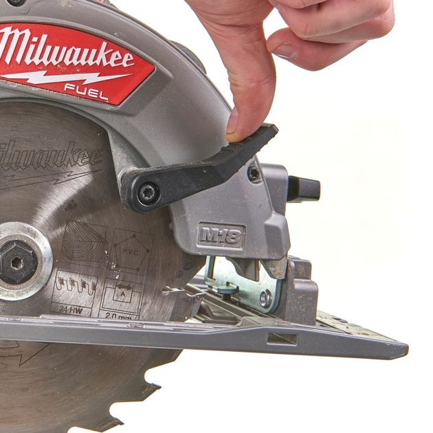 Дисковая пила M18 FUEL™ 66 мм по дереву и пластику MILWAUKEE, фото , изображение 7 | SNABZHENIE.com.ua Дисковая пила M18 FUEL™ 66 мм по дереву и пластику MILWAUKEE, фото , изображение 7 | SNABZHENIE.com.ua