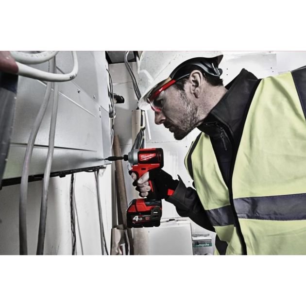 Импульсный винтоверт M18™ MILWAUKEE, 180 Нм, артикул 4933464534, фото , изображение 4 | SNABZHENIE.com.ua Импульсный винтоверт M18™ MILWAUKEE, 180 Нм, артикул 4933464534, фото , изображение 4 | SNABZHENIE.com.ua