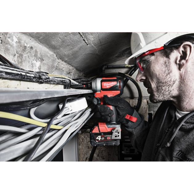 Импульсный винтоверт M18™ MILWAUKEE, 180 Нм, артикул 4933464534, фото , изображение 7 | SNABZHENIE.com.ua Импульсный винтоверт M18™ MILWAUKEE, 180 Нм, артикул 4933464534, фото , изображение 7 | SNABZHENIE.com.ua