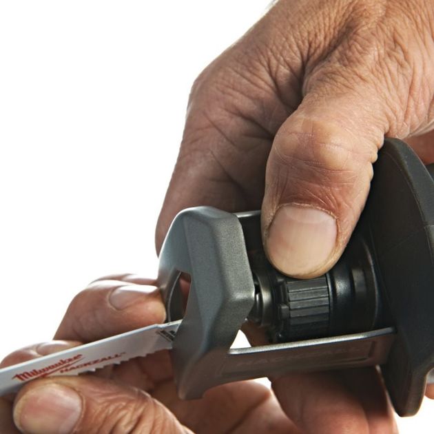 Компактна сабельна пила MILWAUKEE M12 FUEL CHZ-602X 4933451511, фото , зображення 5 | SNABZHENIE.com.ua