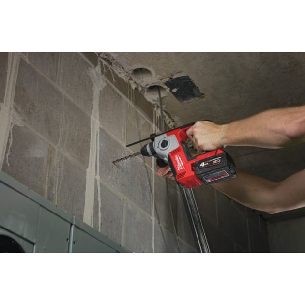 Компактний акумуляторний перфоратор MILWAUKEE SDS-Plus M18 BH-402C 4933443330, фото , зображення 8 | SNABZHENIE.com.ua