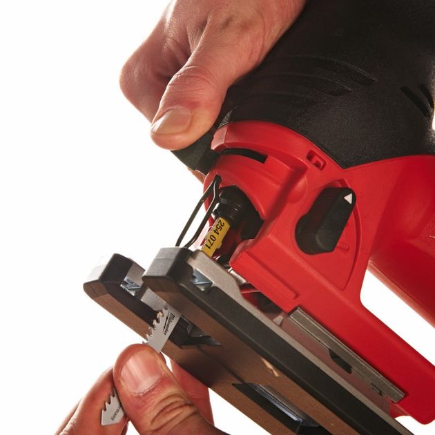 Лобзик MILWAUKEE JS 120 з грибоподібною рукояткою 4933381680, фото , зображення 4 | SNABZHENIE.com.ua Лобзик MILWAUKEE JS 120 з грибоподібною рукояткою 4933381680, фото , зображення 4 | SNABZHENIE.com.ua