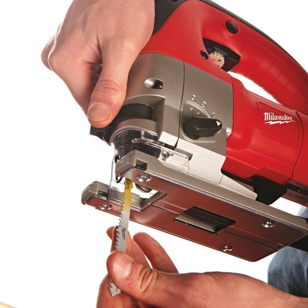 Лобзик MILWAUKEE JSPE 135 TX з грибоподібною рукояткою 4933381230, фото , зображення 8 | SNABZHENIE.com.ua Лобзик MILWAUKEE JSPE 135 TX з грибоподібною рукояткою 4933381230, фото , зображення 8 | SNABZHENIE.com.ua