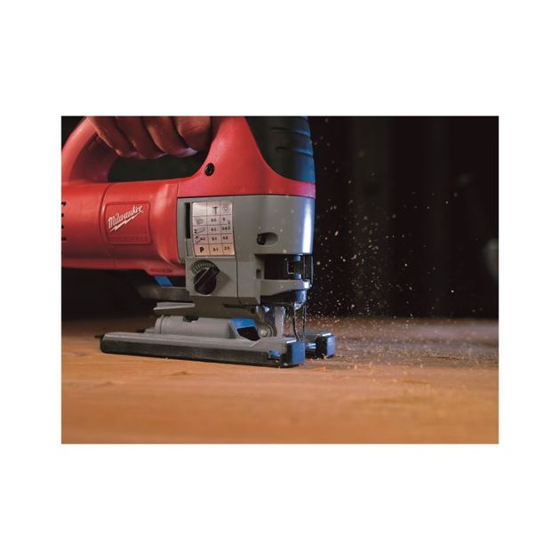 Лобзик MILWAUKEE JSPE 135 TX з грибоподібною рукояткою 4933381230, фото , зображення 4 | SNABZHENIE.com.ua Лобзик MILWAUKEE JSPE 135 TX з грибоподібною рукояткою 4933381230, фото , зображення 4 | SNABZHENIE.com.ua