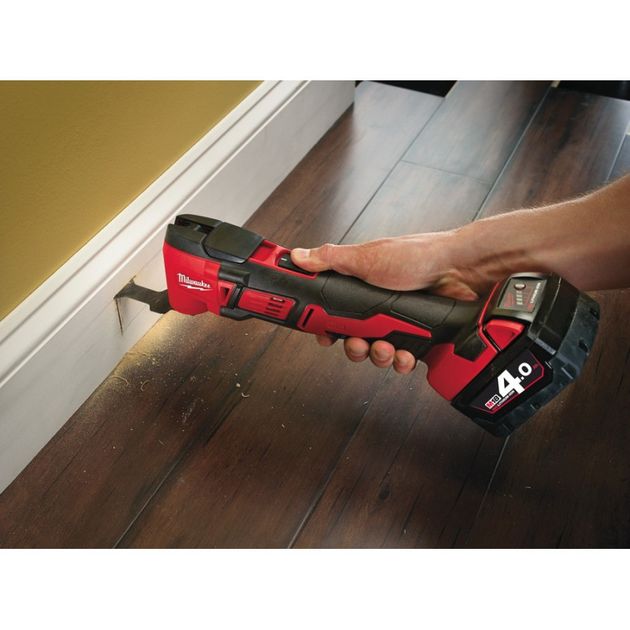 Многофункциональный инструмент MILWAUKEE M18 BMT-0 4933446203, фото , изображение 5 | SNABZHENIE.com.ua Многофункциональный инструмент MILWAUKEE M18 BMT-0 4933446203, фото , изображение 5 | SNABZHENIE.com.ua