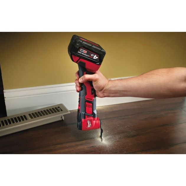 Многофункциональный инструмент MILWAUKEE M18 BMT-421C, фото , изображение 10 | SNABZHENIE.com.ua Многофункциональный инструмент MILWAUKEE M18 BMT-421C, фото , изображение 10 | SNABZHENIE.com.ua