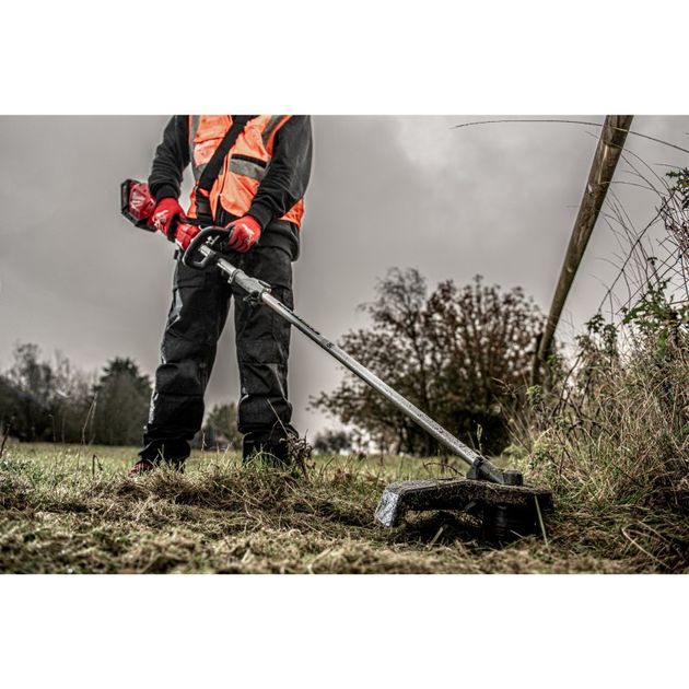 Насадка триммер MILWAUKEE M18 FUEL FOPH-LTA 4932464955, фото , зображення 5 | SNABZHENIE.com.ua Насадка триммер MILWAUKEE M18 FUEL FOPH-LTA 4932464955, фото , зображення 5 | SNABZHENIE.com.ua