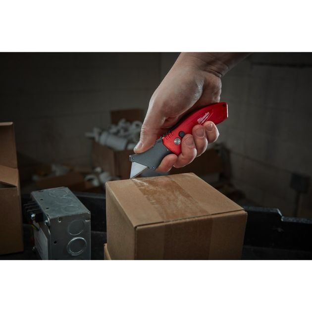 Складной многофункциональный нож FASTBACK™ MILWAUKEE 4932471356, фото , изображение 5 | SNABZHENIE.com.ua Складной многофункциональный нож FASTBACK™ MILWAUKEE 4932471356, фото , изображение 5 | SNABZHENIE.com.ua
