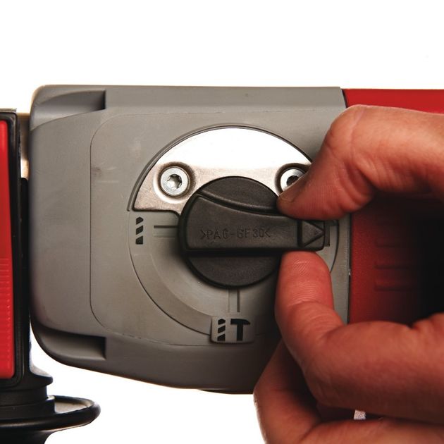 Перфоратор MILWAUKEE SDS-Plus PLH 32 XE, 3,8 Дж, 4933400069, фото , изображение 4 | SNABZHENIE.com.ua Перфоратор MILWAUKEE SDS-Plus PLH 32 XE, 3,8 Дж, 4933400069, фото , изображение 4 | SNABZHENIE.com.ua