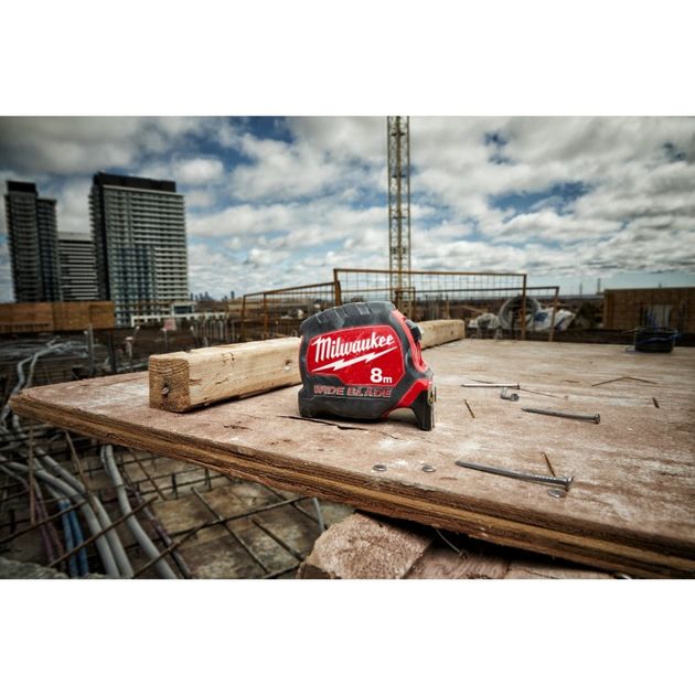 Рулетка MILWAUKEE WIDE BLADE, 8м (33мм), фото , изображение 3 | SNABZHENIE.com.ua Рулетка MILWAUKEE WIDE BLADE, 8м (33мм), фото , изображение 3 | SNABZHENIE.com.ua