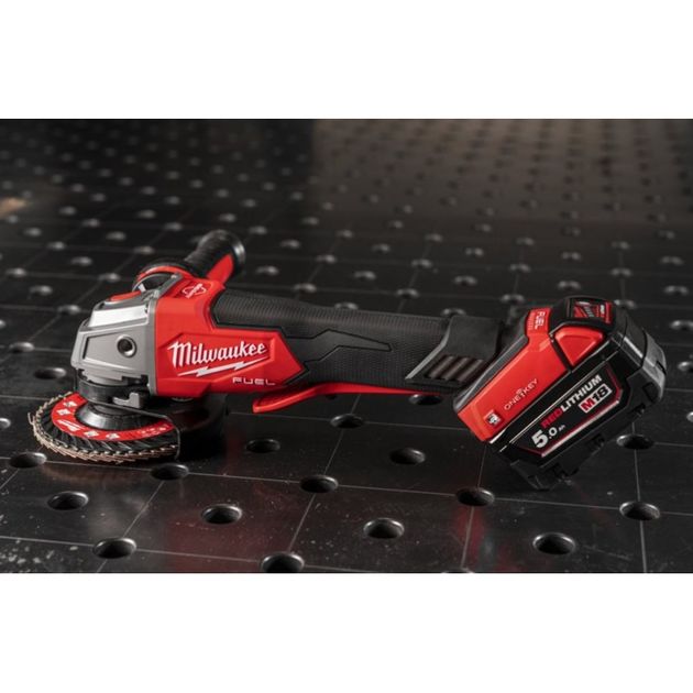Углошлифовальная машина MILWAUKEE M18 ONEFSAG 125 мм FUEL 4933478435, фото , изображение 10 | SNABZHENIE.com.ua