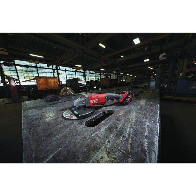 Углошлифувальна машина MILWAUKEE 230 мм M18 FLAG230XPDB-121C FUEL™ безщіткового двигуна, фото , зображення 10 | SNABZHENIE.com.ua