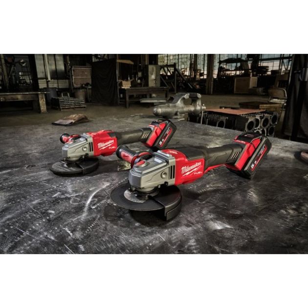 Углошліфувальна машина MILWAUKEE 125 мм M18 FHSAG125 FUEL з гальмом та повзунковим вимикачем, фото , зображення 10 | SNABZHENIE.com.ua