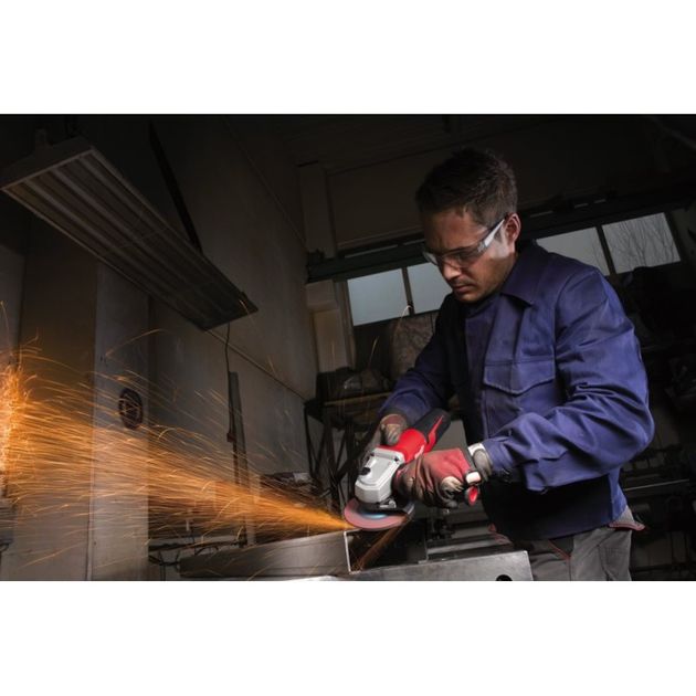 Углошлифовальная машина MILWAUKEE 125 мм AGV 15-125 XE с гайкой FIXTEC, фото , изображение 4 | SNABZHENIE.com.ua Углошлифовальная машина MILWAUKEE 125 мм AGV 15-125 XE с гайкой FIXTEC, фото , изображение 4 | SNABZHENIE.com.ua