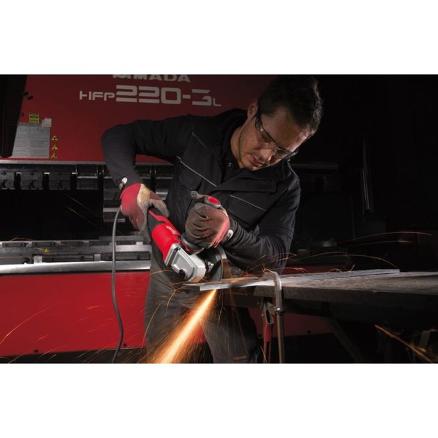 Углошліфувальна машина MILWAUKEE 150 мм AGV 15-150 XC 4933433250, фото , зображення 3 | SNABZHENIE.com.ua Углошліфувальна машина MILWAUKEE 150 мм AGV 15-150 XC 4933433250, фото , зображення 3 | SNABZHENIE.com.ua