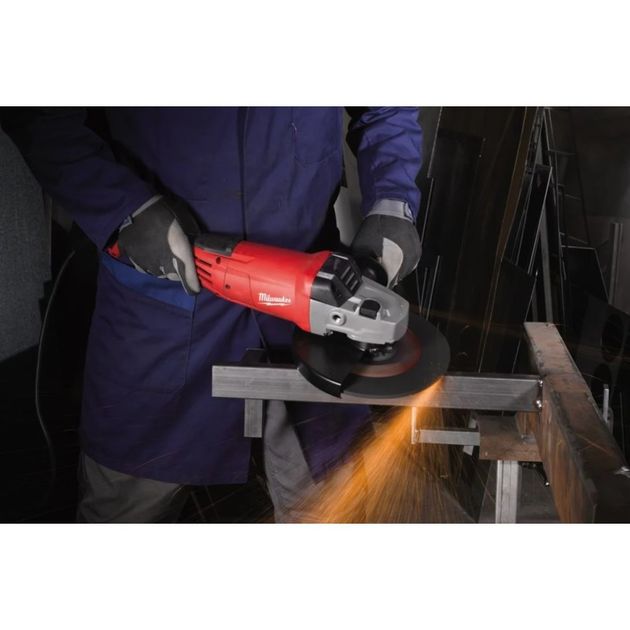 Углошлифовальная машина MILWAUKEE 230 мм AGV 22-230 E с рукояткой AVS, фото , изображение 6 | SNABZHENIE.com.ua