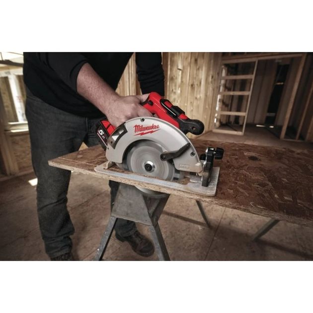 Циркулярная пила M18 BLCS66-502X MILWAUKEE 4933464590, фото , изображение 5 | SNABZHENIE.com.ua Циркулярная пила M18 BLCS66-502X MILWAUKEE 4933464590, фото , изображение 5 | SNABZHENIE.com.ua