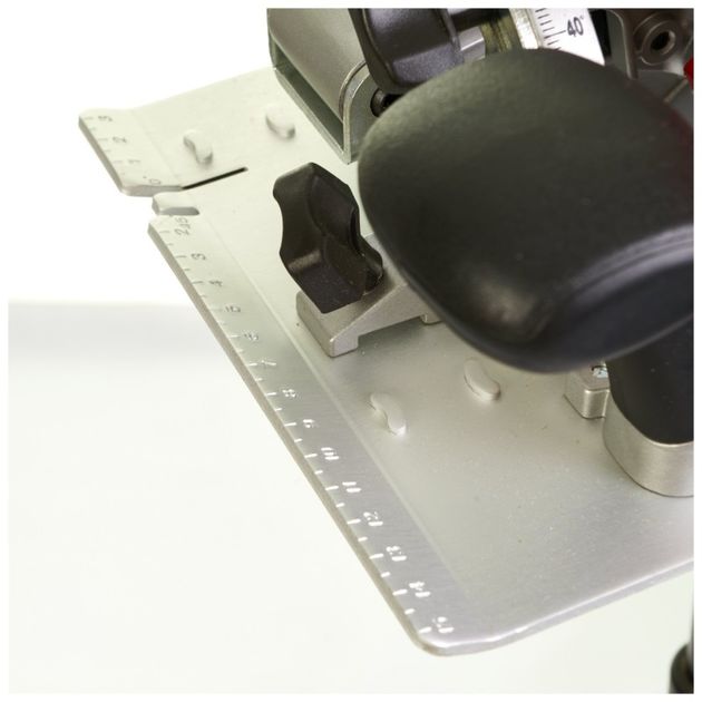 Циркулярная пила MILWAUKEE CS 85 SB 4933451117, фото , изображение 5 | SNABZHENIE.com.ua Циркулярная пила MILWAUKEE CS 85 SB 4933451117, фото , изображение 5 | SNABZHENIE.com.ua