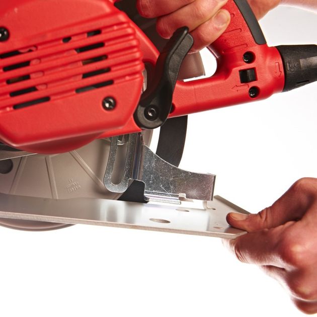 Циркулярная пила MILWAUKEE SCS 65 Q, 190 мм, 638051, фото , изображение 8 | SNABZHENIE.com.ua