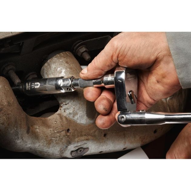 3/8'' Торцевая головка для свечей 9/16'' MILWAUKEE, фото , изображение 3 | SNABZHENIE.com.ua 3/8'' Торцевая головка для свечей 9/16'' MILWAUKEE, фото , изображение 3 | SNABZHENIE.com.ua