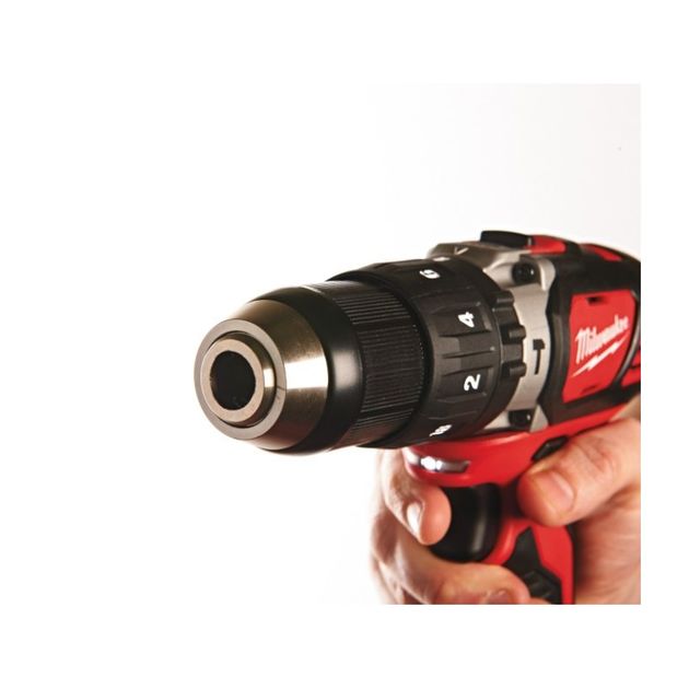 Дрель-шуруповерт акумуляторна ударна M18BPD-402X крут момент 60Нм MILWAUKEE, фото , зображення 4 | SNABZHENIE.com.ua