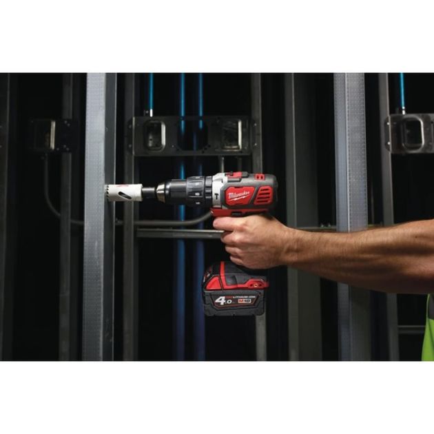 Дрель-шуруповерт акумуляторна ударна M18BPD-402X крут момент 60Нм MILWAUKEE, фото , зображення 7 | SNABZHENIE.com.ua