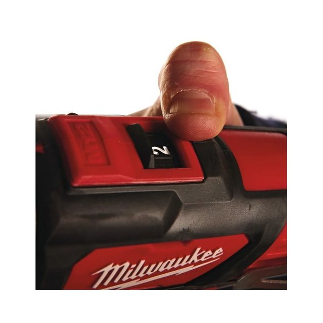 Дрель-шуруповерт акумуляторний ударний M12 BPD-202X крут. момент 30 MILWAUKEE, фото , зображення 8 | SNABZHENIE.com.ua