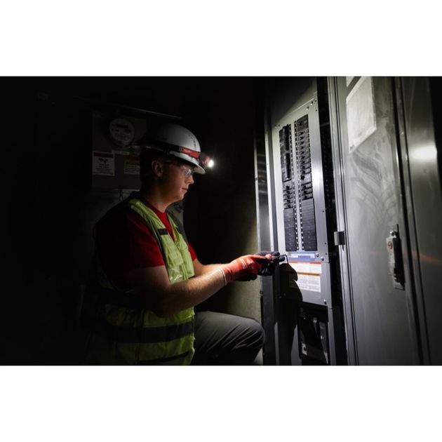 Акумуляторний налобний фонарь L4 HL2-301 MILWAUKEE, фото , зображення 2 | SNABZHENIE.com.ua