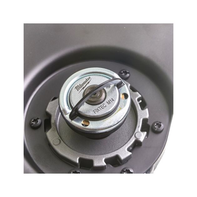 Углошліфувальна машина акумуляторна MILWAUKEE M18 FHSAG125XPDB-0, фото , зображення 6 | SNABZHENIE.com.ua Углошліфувальна машина акумуляторна MILWAUKEE M18 FHSAG125XPDB-0, фото , зображення 6 | SNABZHENIE.com.ua