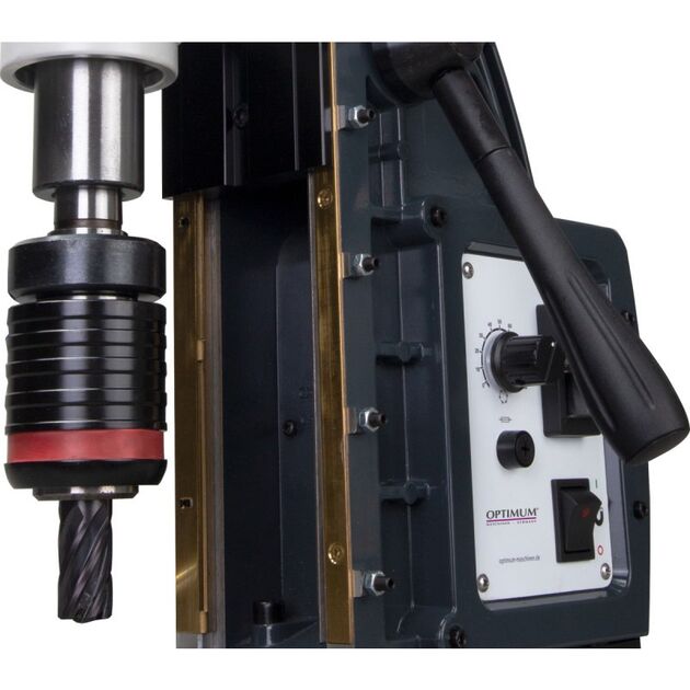 Сверлильный станок магнитный Optimum Maschinen OPTIdrill DM 50, фото , изображение 4 | SNABZHENIE.com.ua Сверлильный станок магнитный Optimum Maschinen OPTIdrill DM 50, фото , изображение 4 | SNABZHENIE.com.ua
