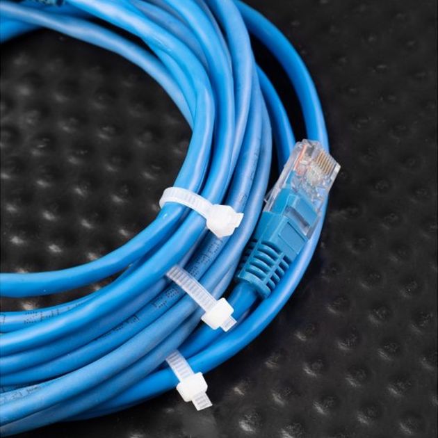 Стяжки нейлонові 2,5 x 140 мм, 100 шт., білі HOEGERT HT2C718, фото , зображення 2 | SNABZHENIE.com.ua Стяжки нейлонові 2,5 x 140 мм, 100 шт., білі HOEGERT HT2C718, фото , зображення 2 | SNABZHENIE.com.ua