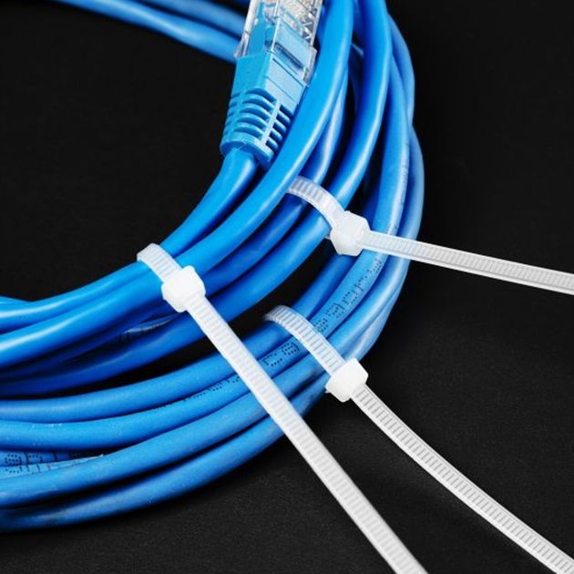 Стяжки нейлонові 4,8 x 300 мм, 100 шт., білі HOEGERT HT2C729, фото , зображення 2 | SNABZHENIE.com.ua Стяжки нейлонові 4,8 x 300 мм, 100 шт., білі HOEGERT HT2C729, фото , зображення 2 | SNABZHENIE.com.ua