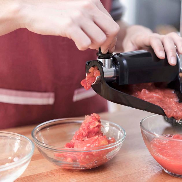 Мясорубка BLACK+DECKER BXMMA1000E, фото , изображение 8 | SNABZHENIE.com.ua Мясорубка BLACK+DECKER BXMMA1000E, фото , изображение 8 | SNABZHENIE.com.ua