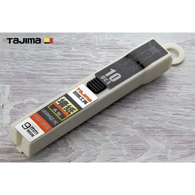 Лезвия 9 мм TAJIMA LB30HQZ-YC ультра острые, 10 шт, фото , изображение 5 | SNABZHENIE.com.ua Лезвия 9 мм TAJIMA LB30HQZ-YC ультра острые, 10 шт, фото , изображение 5 | SNABZHENIE.com.ua