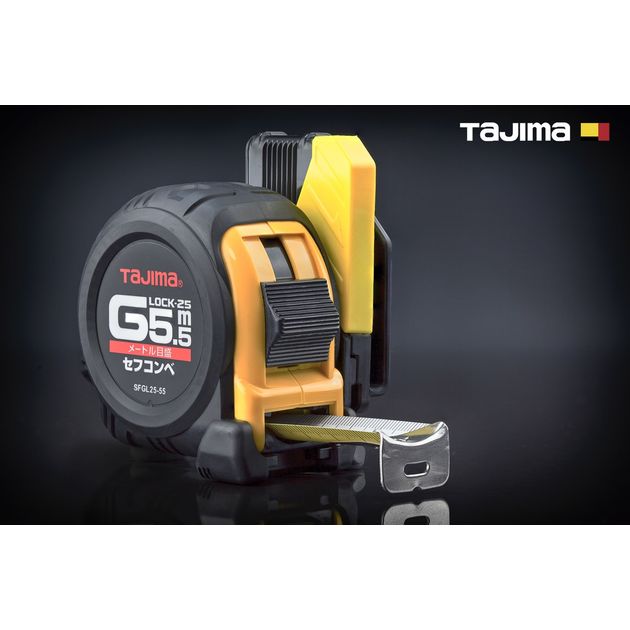 Рулетка строительная TAJIMA G LOCK 5,5м х 25мм, ударопрочная, с держателем, фото  | SNABZHENIE.com.ua